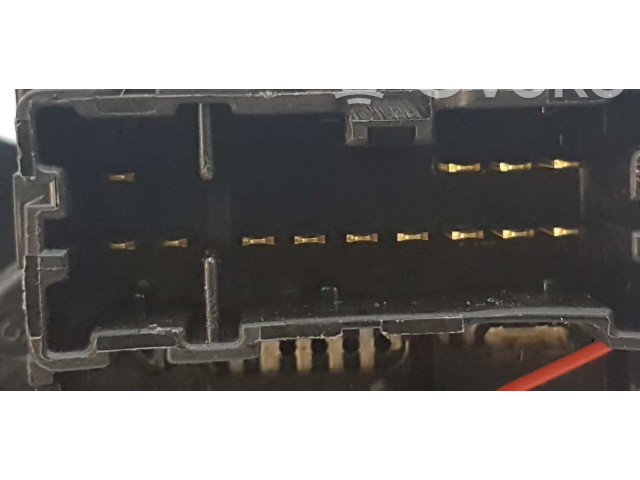 Ручка стеклоочистителей 8201168003 Dacia Dokker