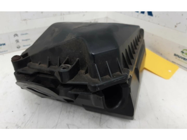 Pojistková skříňka 8200587123, 8200314276 Renault Modus 2008