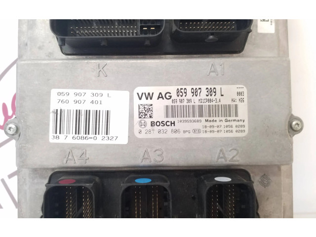 Zpětné zrcátko Volkswagen Touareg III 2019 059907309L, 760907401