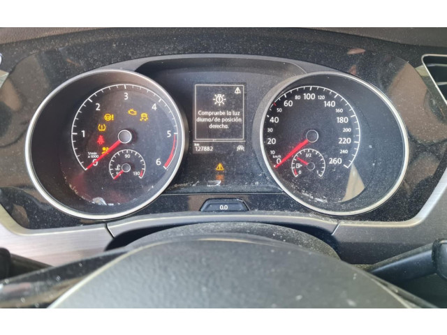 Панель приборов 5TA920741B   Volkswagen Touran II       
