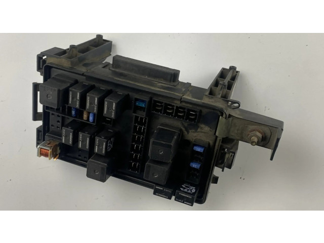 Блок предохранителей P05087166A Dodge Magnum