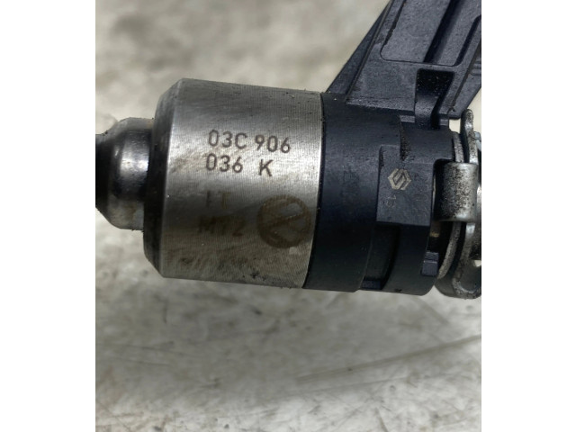 Форсунка 03C906036K    Volkswagen PASSAT B7  CKM 