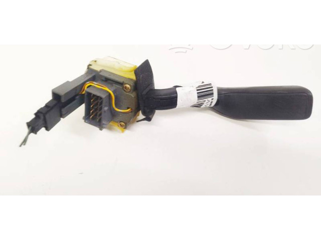 Vstřikovací lišta Saab 9-5