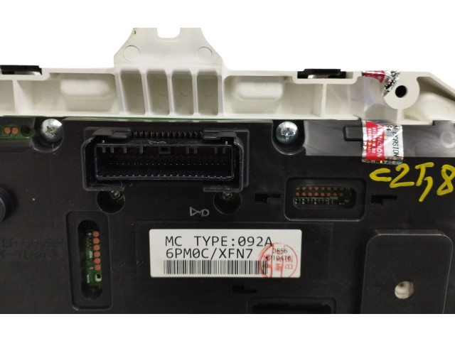 Přístrojová deska Nissan Juke II F16 2022 6PM0C