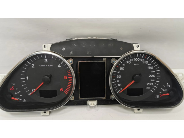 Přístrojová deska Audi Q7 4L 2009 4L0920930T