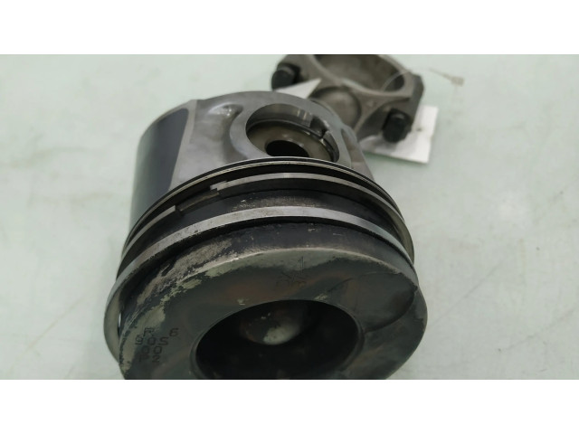 Píst 085190 Citroen C4 I pro naftový motor 2.0