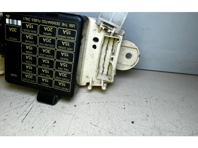 Pojistková skříňka GJ84, CG213 Mazda 626 2000