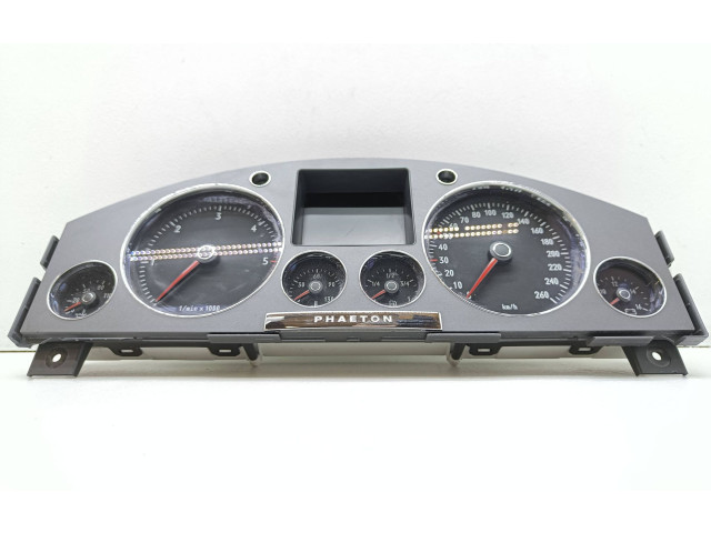 Přístrojová deska Volkswagen Phaeton 2006 3D0920882N