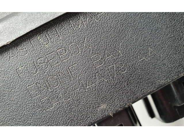   Pojistková skříňka AD43-14A173-AA   Aston Martin Rapide 2015