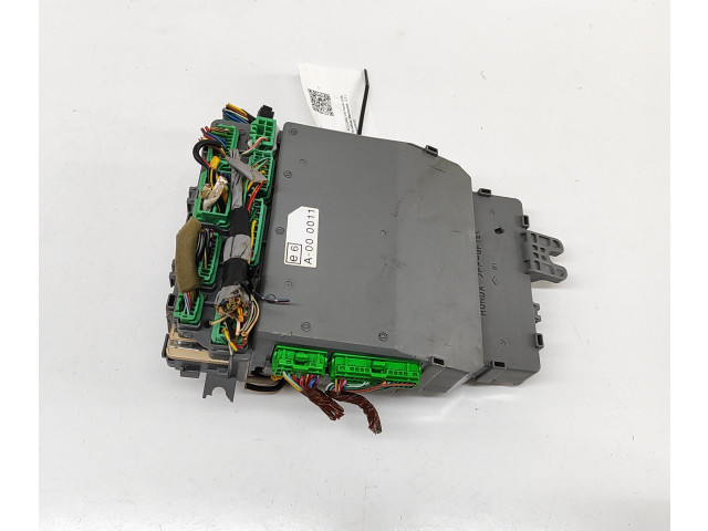 Блок предохранителей 38200SEFE43 Honda Accord