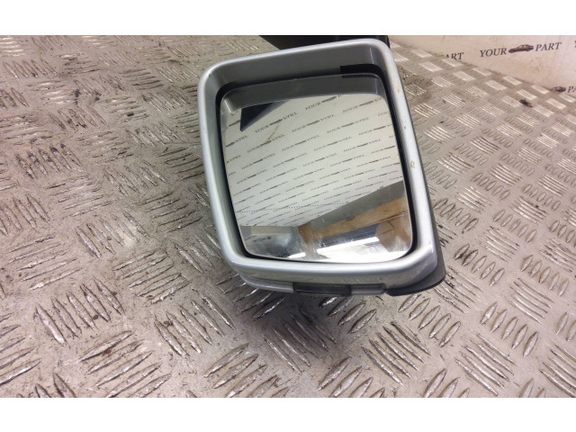 Зеркало электрическое Mercedes-Benz A W176 2012 - 2018 года