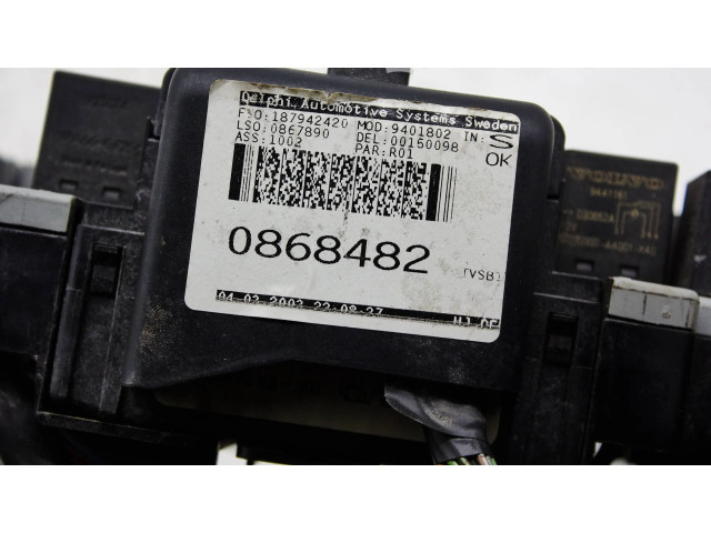 Блок предохранителей 9401802 Volvo XC90