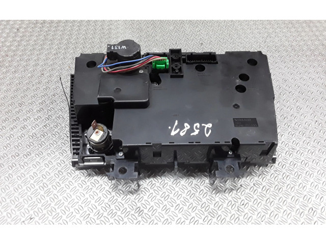 Блок управления климат-контролем    Volvo V70