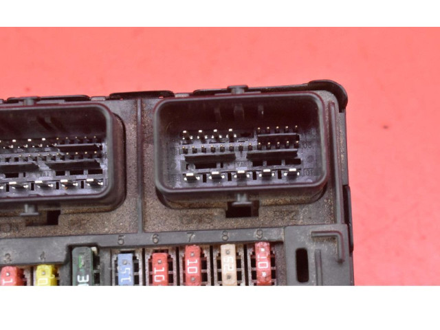 Блок предохранителей  9661682680, 9661682680   Audi A6 S6 C6 4F    