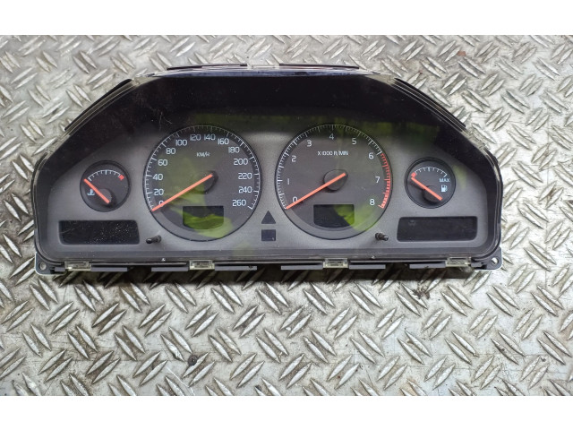 Панель приборов Volvo V70