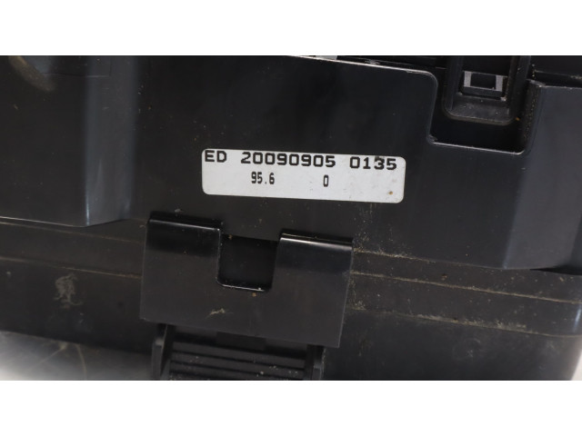 Блок предохранителей     KIA Ceed    