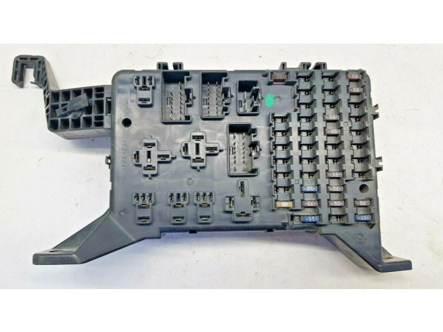 Блок предохранителей 1S7T14A073AF, nr1865 Ford Mondeo Mk III