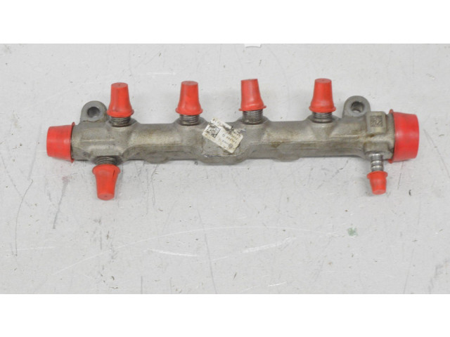 Vstřikovací lišta 04L0891106980 Volkswagen Caddy CUUD