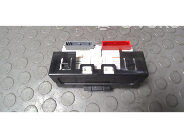 Дисплей    8200028364, 8200028364A   Renault Clio II