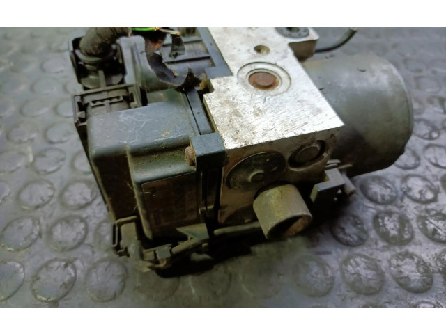 Jednotka ABS 8E0614111 Volkswagen PASSAT