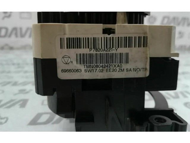 Блок управления климат-контролем 69660063, P7820A221-Y Mitsubishi Pajero