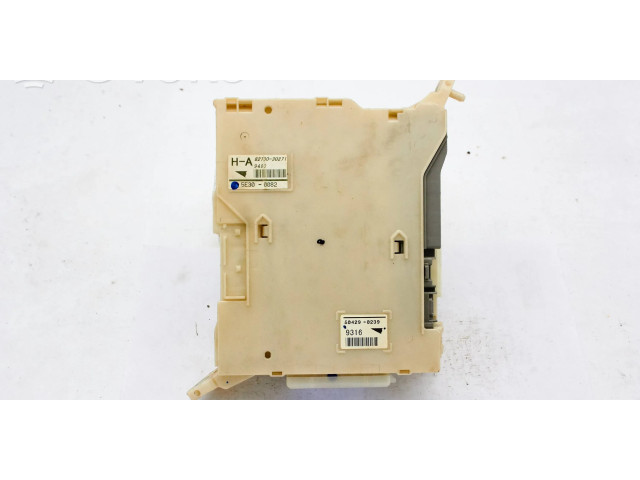 Pojistková skříňka 8273030271, 504290239 Lexus GS 300 350 430 450H 2007