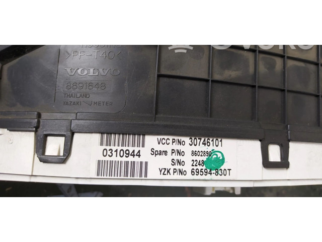 Панель приборов 8691648   Volvo XC90       