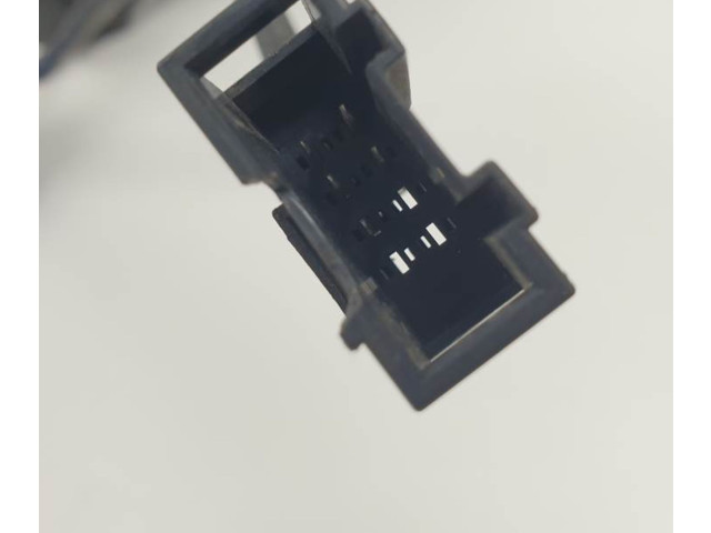 Зеркало электрическое        Skoda Fabia Mk2 (5J)  2007 - 2014 года   