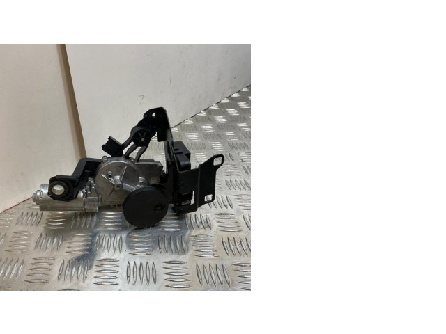 Двигатель стеклоочистителя заднего стекла