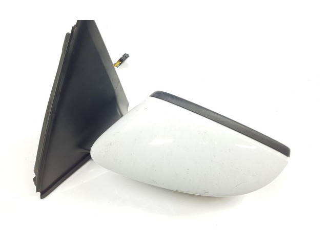 Зеркало электрическое        Skoda Fabia Mk3 (NJ)  2015 - 2021 года   