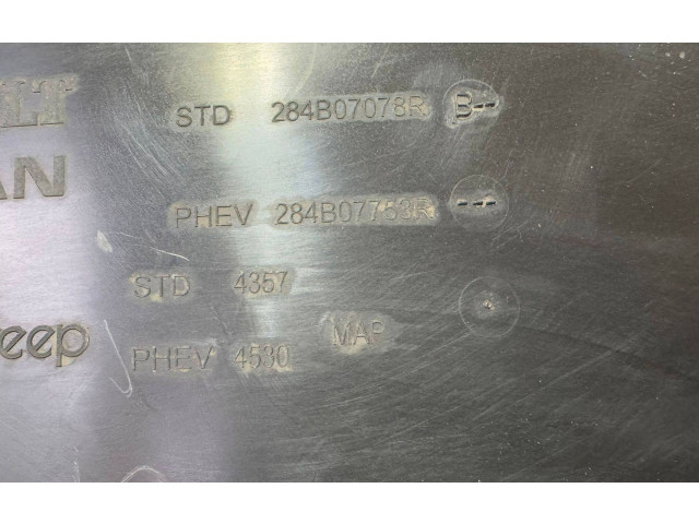 Блок предохранителей 284B07078R Renault Clio V