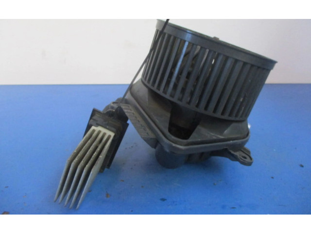 Вентилятор печки Peugeot 406