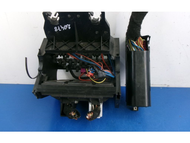 Pojistková skříňka 6Q7907371, 6Q7907371 Seat Ibiza IV (6J,6P) 2008