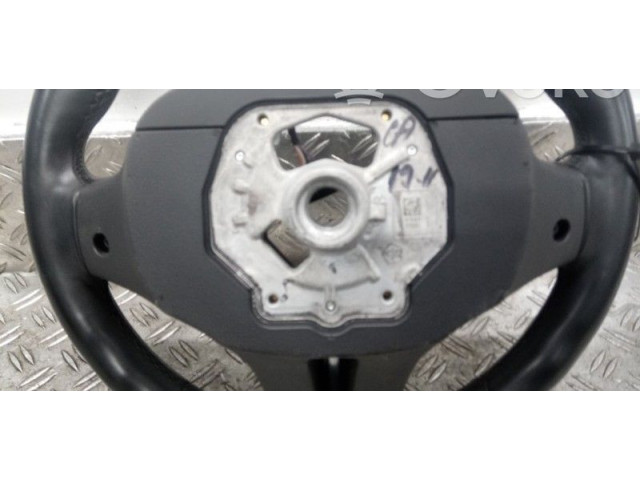 Volant BMW 2 F44 2021