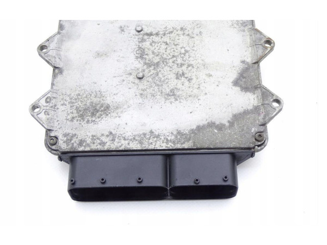 Блок управления двигателем ECU