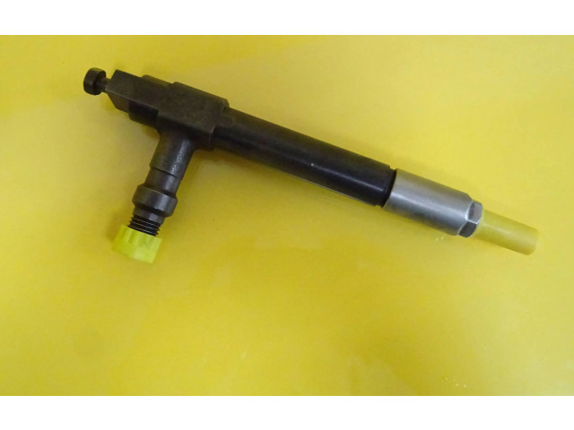 Форсунка Mazda Premacy