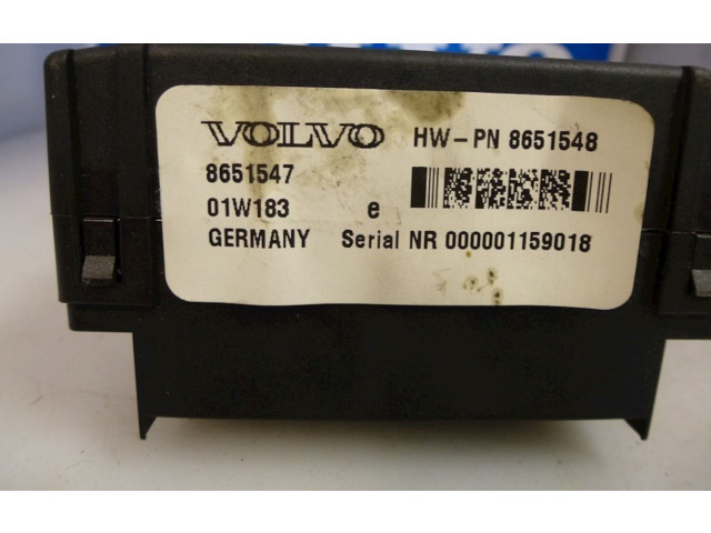 Блок предохранителей 8651548, 8651547 Volvo V70