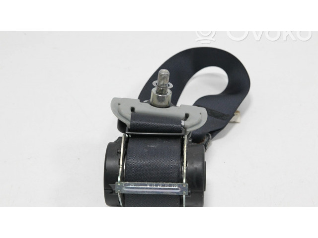 Задний ремень безопасности