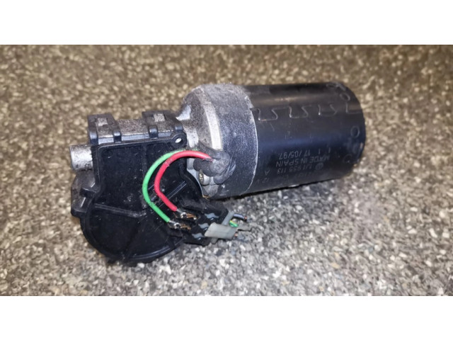 Двигатель стеклоочистителей