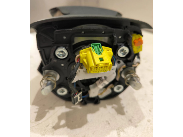 Подушка безопасности водителя 83A880201N, T83A201 Audi Q3 8U