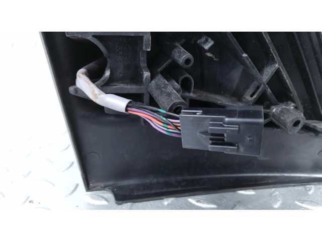 Зеркало электрическое     правое   Renault Clio III  2005-2012 года   