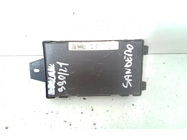 Комплект блоков управления 8200911568, 8200911568 Dacia Sandero