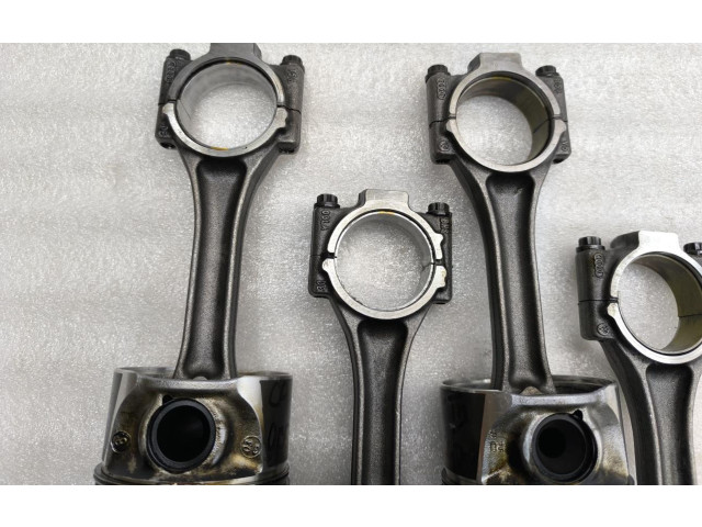 Píst    Volkswagen Caddy     