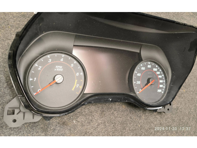 Панель приборов 84211119, 7110500000000   Chevrolet Camaro       