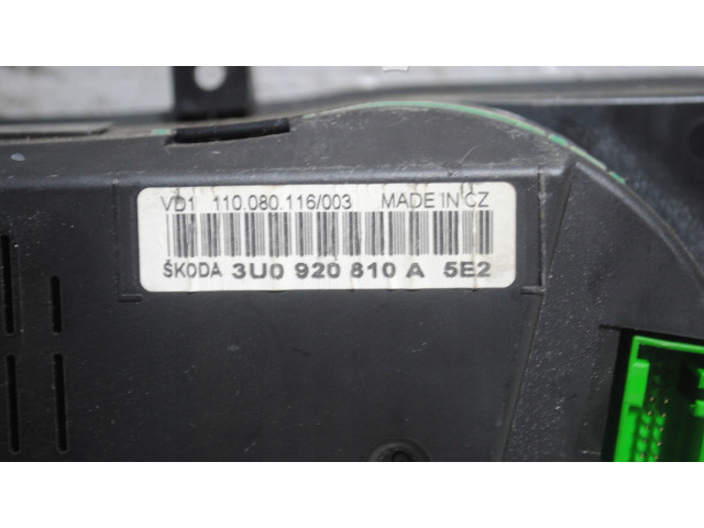 Geschwindigkeitsmesser Cockpit 3U0920810A   Skoda Superb B5 (3U)       