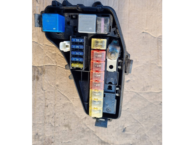 Ящик предохранителей (комплект) 9162084, 9128576 Volvo C70