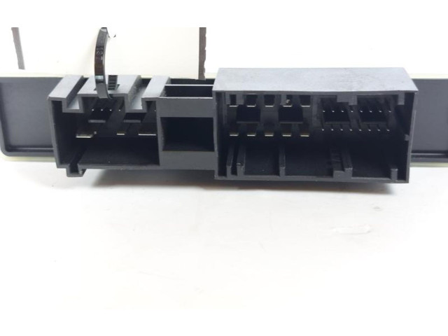 Řídící jednotka 9423398 BMW 2 F46 2014