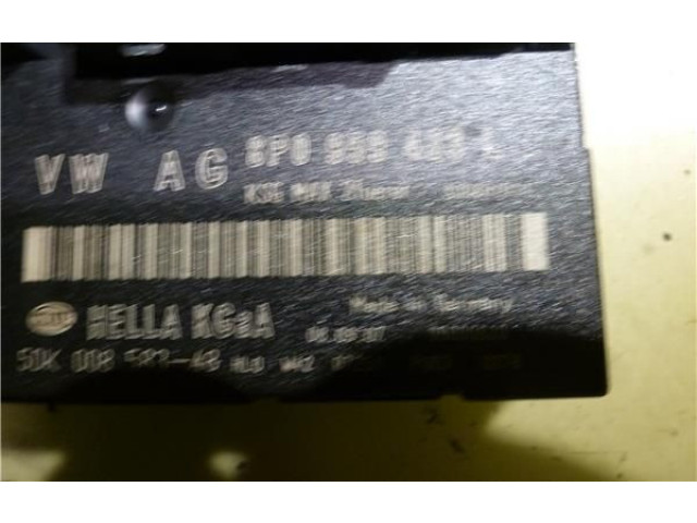 Блок предохранителей 8P0959433L   Audi A3 S3 8P    