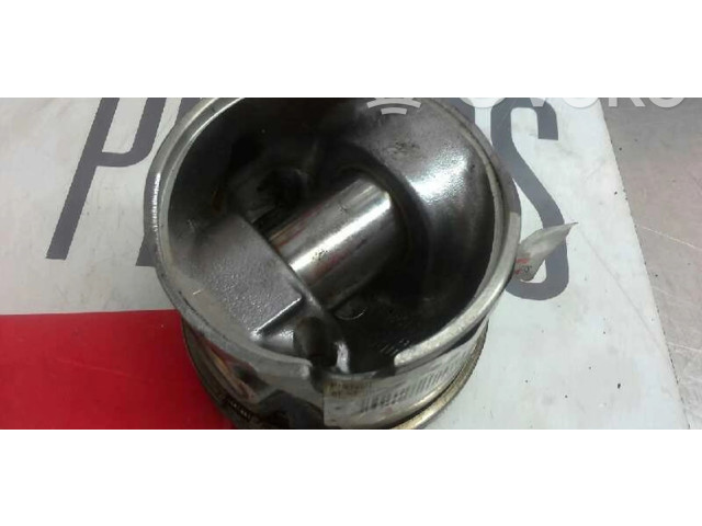 Píst Seat Ibiza III (6L) ATD