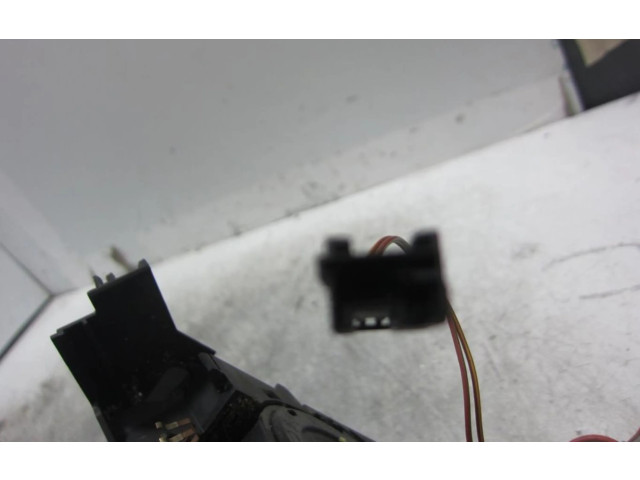 Подрулевой шлейф SRS 8200906807   Renault Clio III